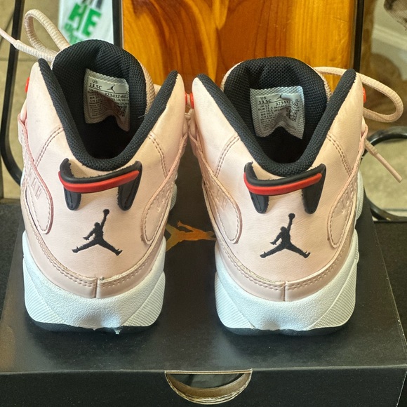Jordan 6 rings girls shoes - Picture 2 of 6